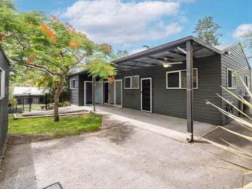 Dual Living, 2 Residences on Large Block in School Catchment