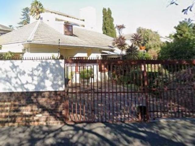 Dual Living To Rent in Rondebosch, Cape Town
