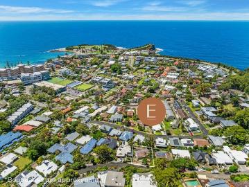 Dual living With Exceptional Views + Approved Extension Plans