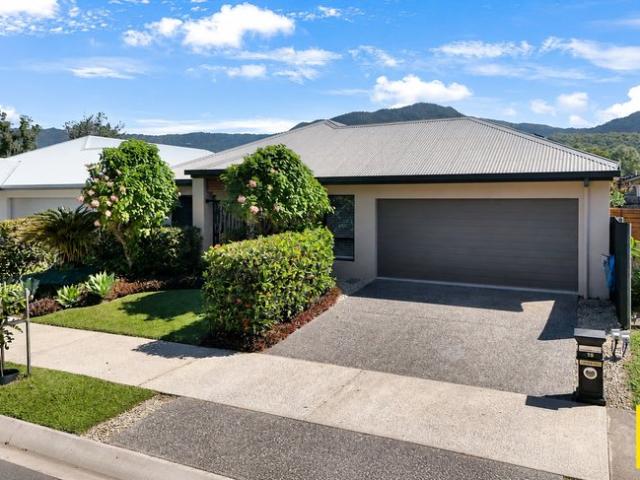Dual Living with Income Potential in the Heart of Trinity Park