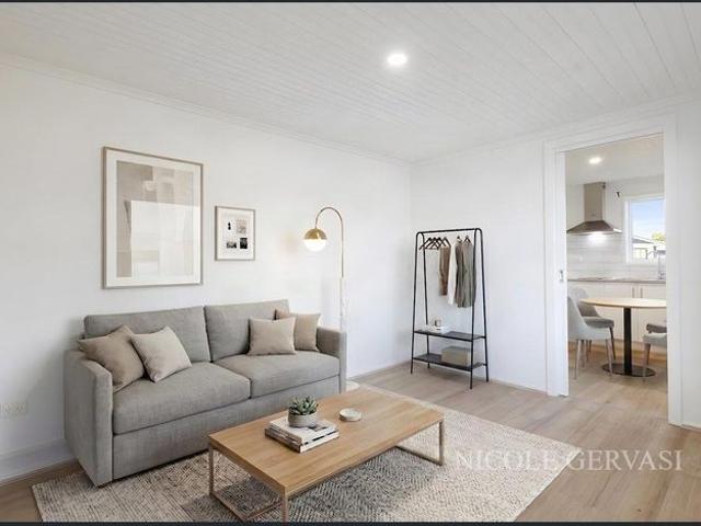 Dual Living Zones with Gardening Included