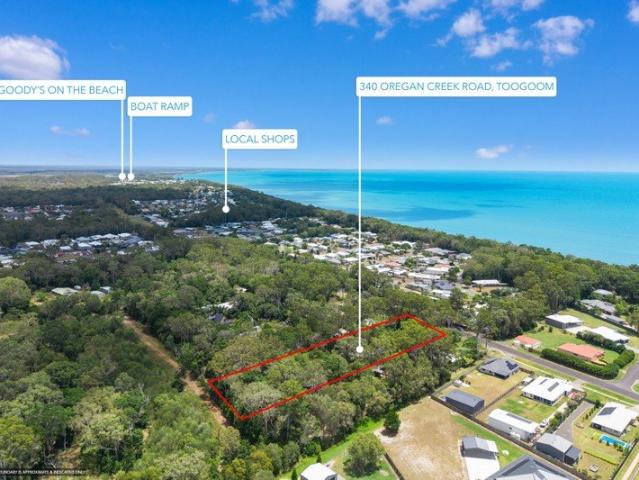 DUAL LIVING ACREAGE SANCTUARY 200M TO BEACH