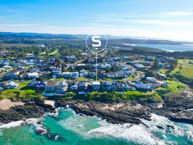 1/62 Johnson Street, Kiama Downs Coastal Living with Ocean Views