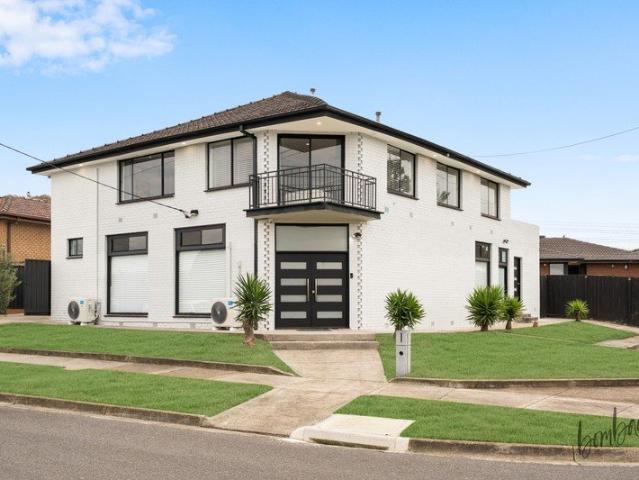 Dual Living & Business Opportunity in the Heart of Lalor