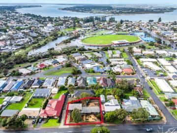 Dual Living, Double Opportunity in Central Goolwa Location