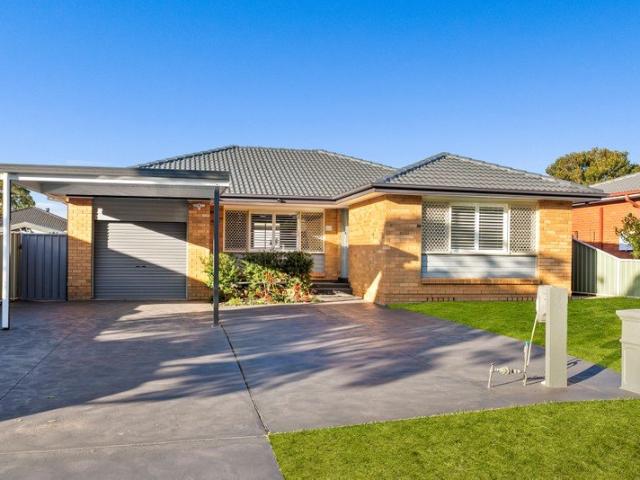 HOUSE AND GRANNY FLAT