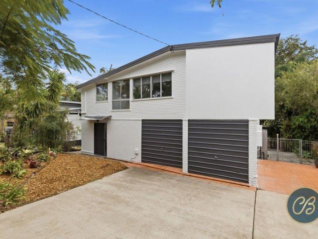 Dual Living Dream in a Peaceful Parkside Setting