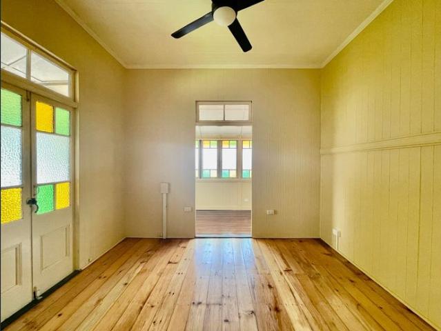 Dual living Granny flat CBD Location!
