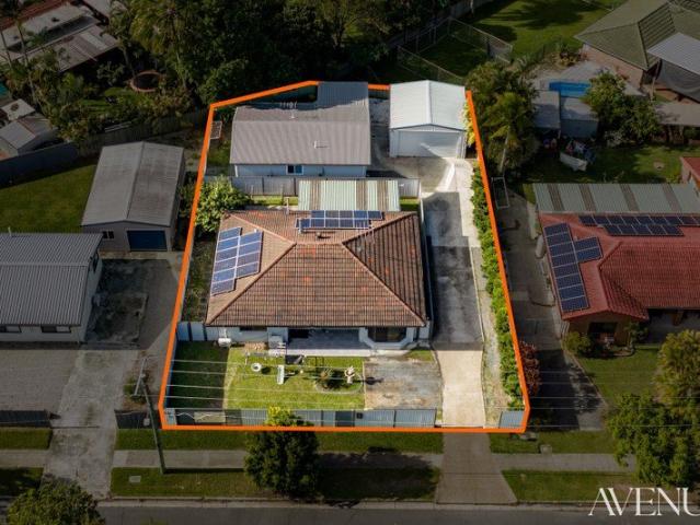 AVAILABLE NOW: Dual Living Home