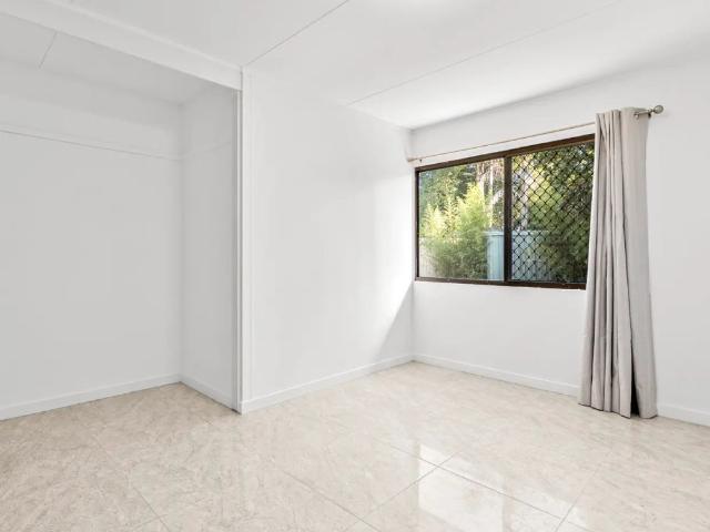 Dual Living Home! Brand New Renovations! Absolutely Beautiful!