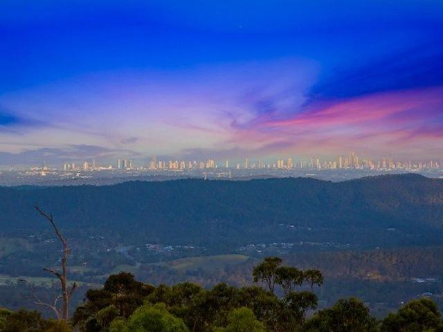 Dual Living in Tamborine Mountain