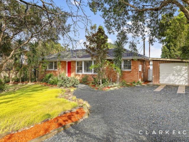DUAL LIVING IN ONE OF LORN'S MOST DESIRABLE LOCATIONS!
