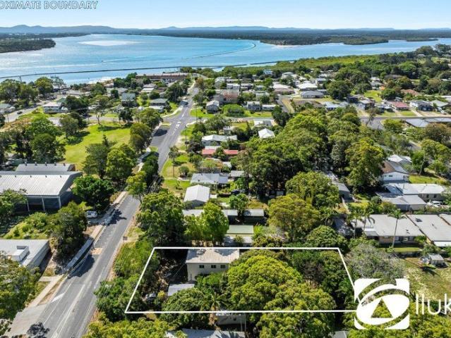 Dual Living Investment with Approved Subdivision Potential
