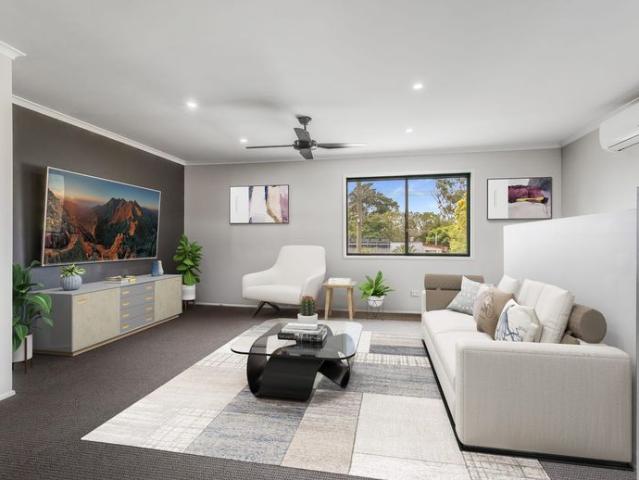 Dual Living! Massive Deck! Rent to increase to $970 on 21/03/2026