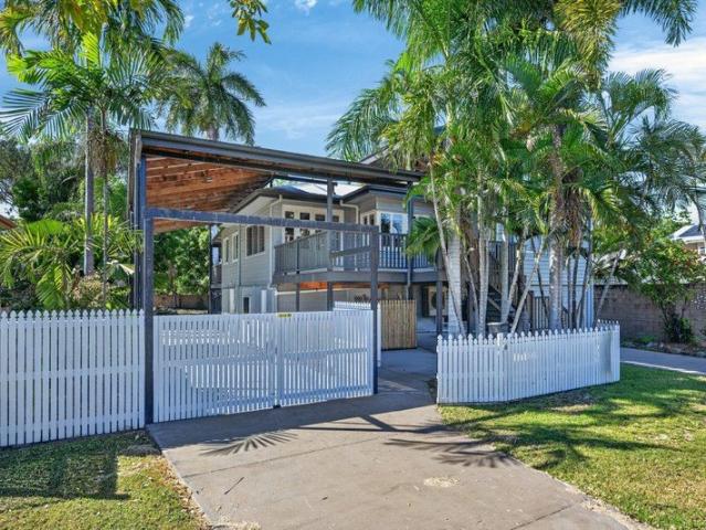 Dual Living on 1012sqm with Endless Potential