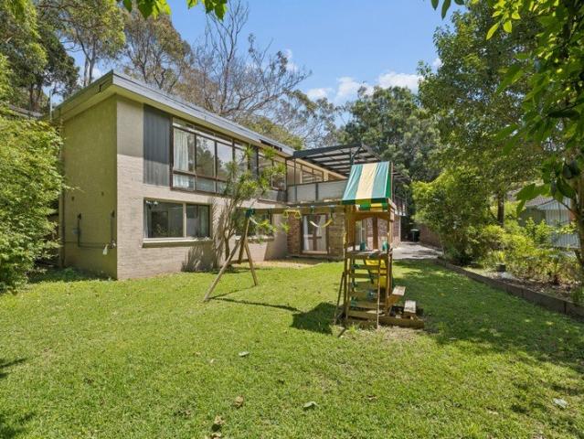 Dual living opportunity with exceptional scope to add value