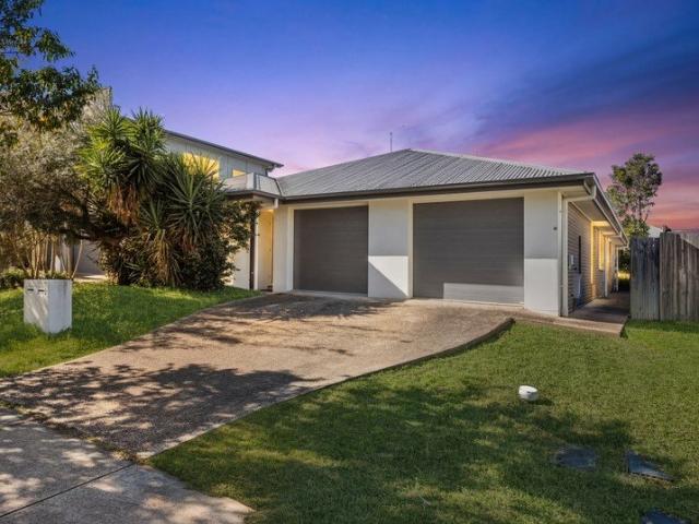Dual Living Opportunity Amazing Location