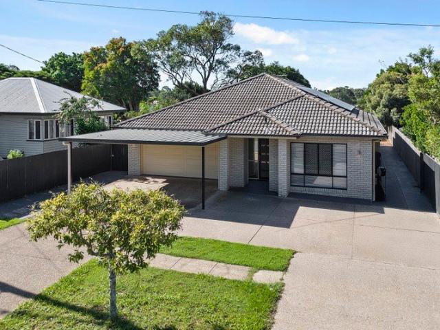 Dual Living Opportunity in the Heart of Chermside