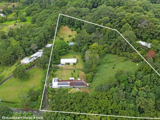Dual Living Opportunity in the Heart of Currumbin Valley