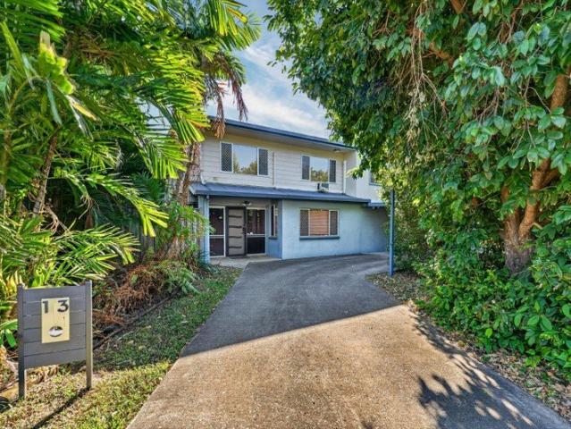Dual Living Opportunity In The Heart Of Kirwan