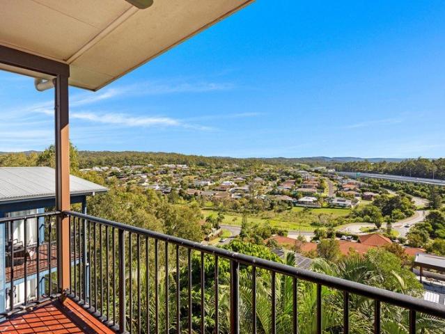 Dual Living Opportunity in Burleigh Heads Spacious, Versatile & Ideal for Extended Families