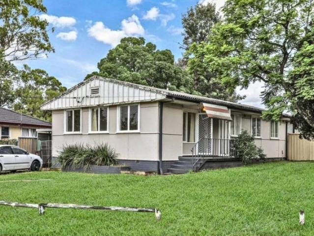 Dual Living Opportunity in Prime Whalan Location