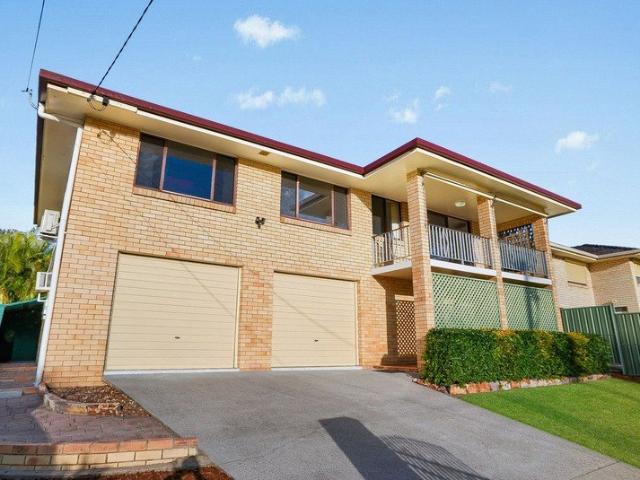 Dual Living, Parkside Position & Endless Potential