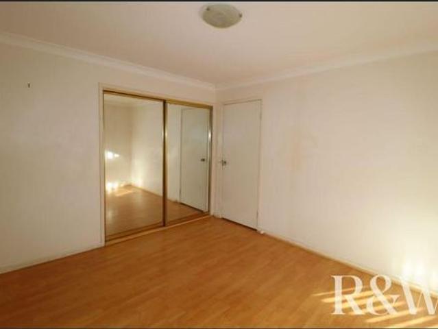 Dual Living Potential 4 Bedroom Home