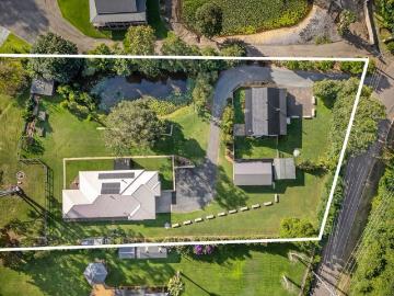 Dual living rural retreat
