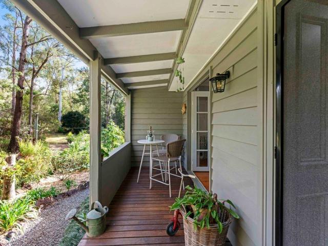 DUAL RESIDENCES ON 7 ACRES, ONE EXTRAORDINARY TAMBORINE LIFESTYLE!