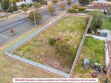 Dual Street Frontage Ready to Build