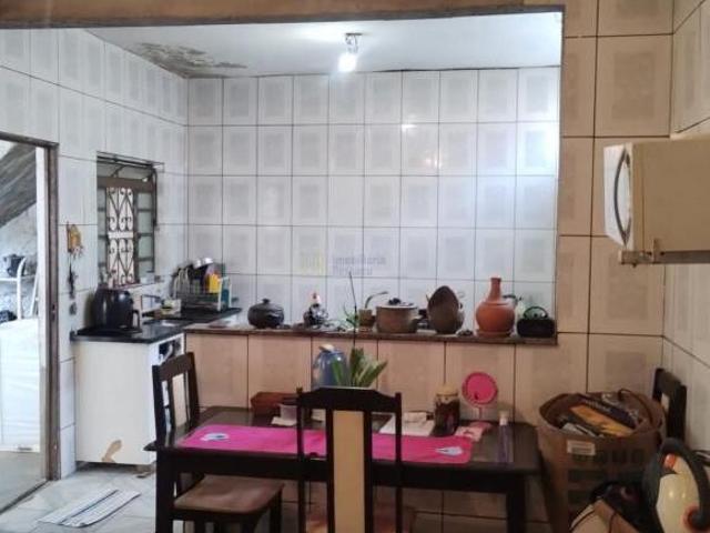 DUAS CASA NO MESMO LOTE