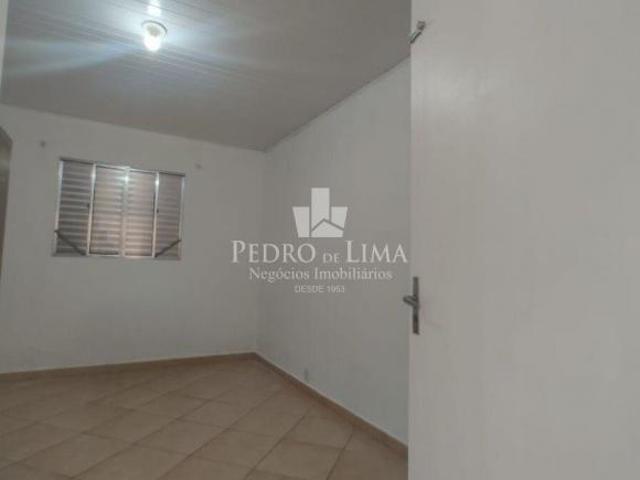 Duas casas no mesmo terreno, com 2 quartos, suíte, no Jardim de Lorenzo, Cangaíba
