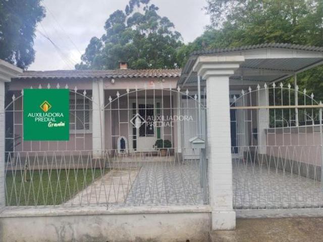 Duas casas no bairro Barnabé em Gravataí