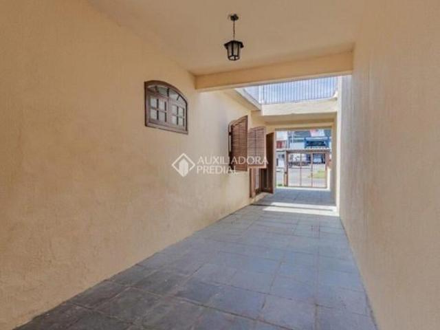 Duas casas bairro Barnabé
