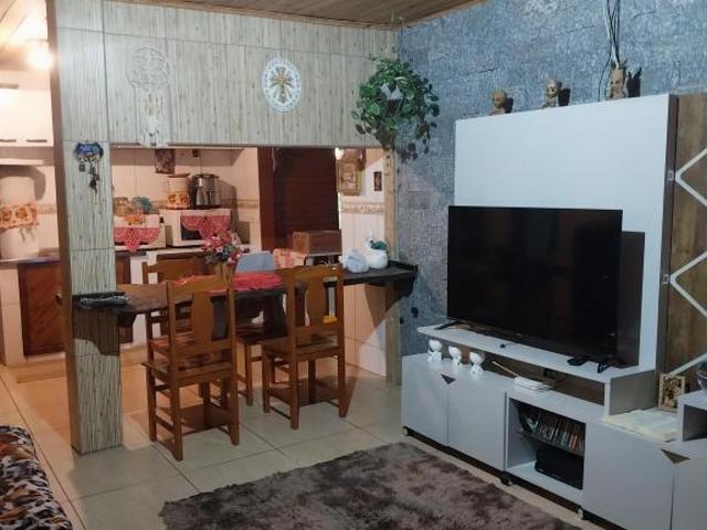 Duas casas com 110m2 e 160m2 terreno 15 x 40 Locadas valor total R$ 1.860,00