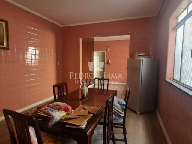 Duas casas com terreno de 500 m² na Vila Regente Feijó