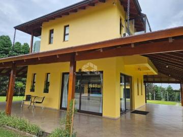 Duas Casas em Propriedade de 6.690m² Conforto e Natureza com Infraestrutura Completa!