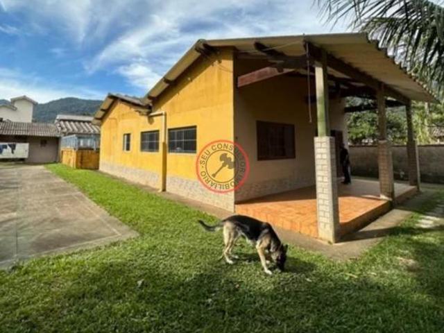 DUAS CASAS EM TERRENO DE 830 MT COM PISCINA, A VENDA EM BOISSUCANGA. SÃO 2 LOTES, PODEM SER VENDIDOS