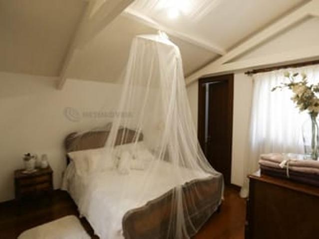 Duas Suites com banheiros individuais no Mangabeiras