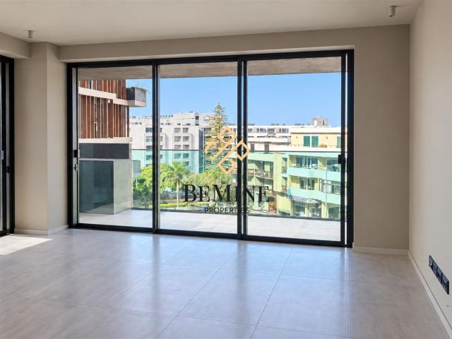 Dubai Varino 08 / Apartamento T1 / Funchal Ilha da Madei. m² São Martinho