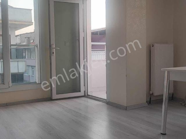 Dubleks Siyavuşpaşada Asansörlü 2015 Yapımı 155m2 4+1 Kombili