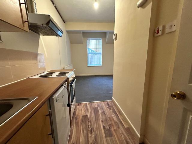 Dutchess Parade, High Street, West Bromwich B70, Studio to rent, £600 pcm | PrimeLocation