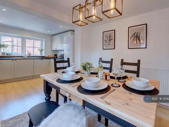 Duck Hill, Ripon, HG4 3 bed semi detached house to rent £3,000 pcm £692 pw