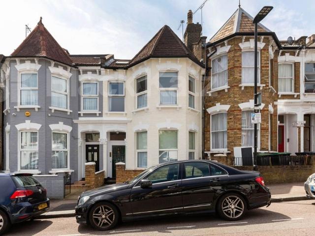 Duckett Road, Harringay N4, 5 bed town house to rent, £3,553 pcm | PrimeLocation