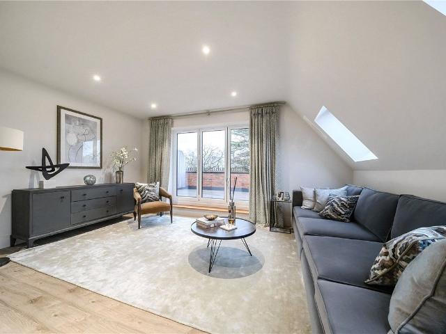 Ducks Hill Road, Northwood HA6, 2 bed flat to rent, £3,500 pcm | PrimeLocation
