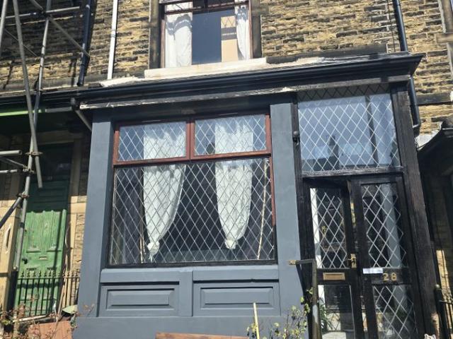 Duckworth Grove, Bradford BD9, 4 bed terraced house to rent, £900 pcm | PrimeLocation