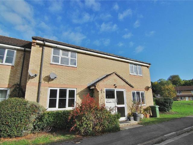 Dudbridge Meadow, Dudbridge, Stroud. 2 bed apartment to rent £895 pcm £207 pw
