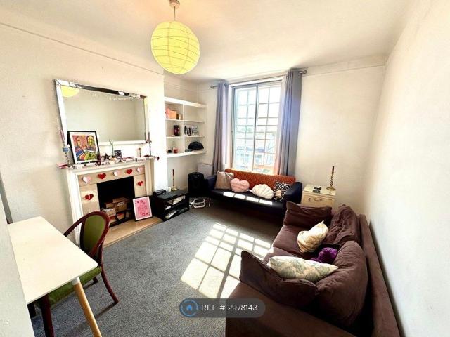 Dudley Court Finchley Road, London NW11, 4 bed flat to rent, £3,000 pcm | PrimeLocation