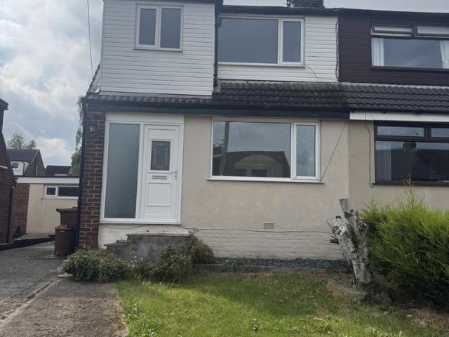Dudley Avenue, Oswaldtwistle. 3 bed semi detached house to rent £1,150 pcm £265 pw